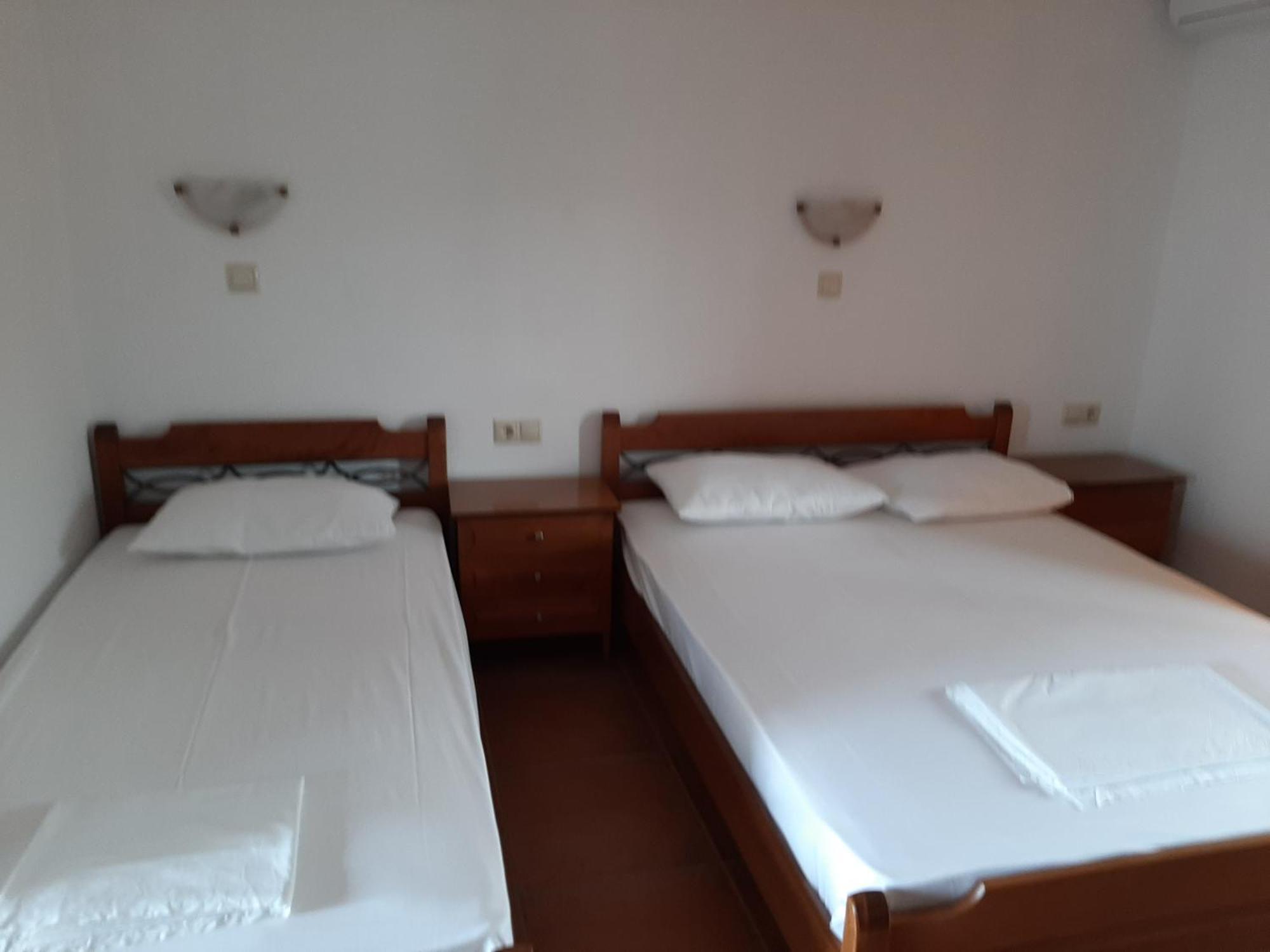 سارتي Hotel Kosmas الغرفة الصورة