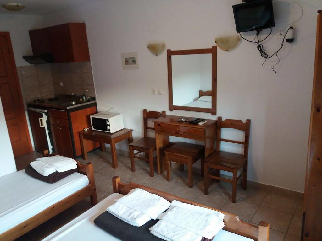 سارتي Hotel Kosmas المظهر الخارجي الصورة